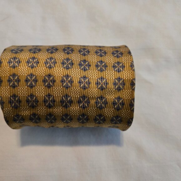 Nautica Tie Great Condition - Picture 7 of 7